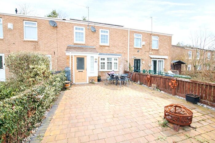 4 Bedroom Terraced House For Sale In Sycamore Avenue, Washington, United Kingdom, NE38