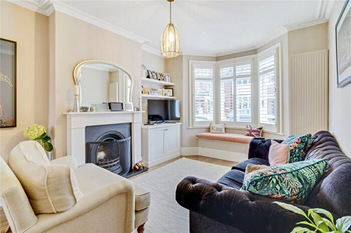 4 Bedroom Terraced House For Sale In Muncaster Road, SW11
