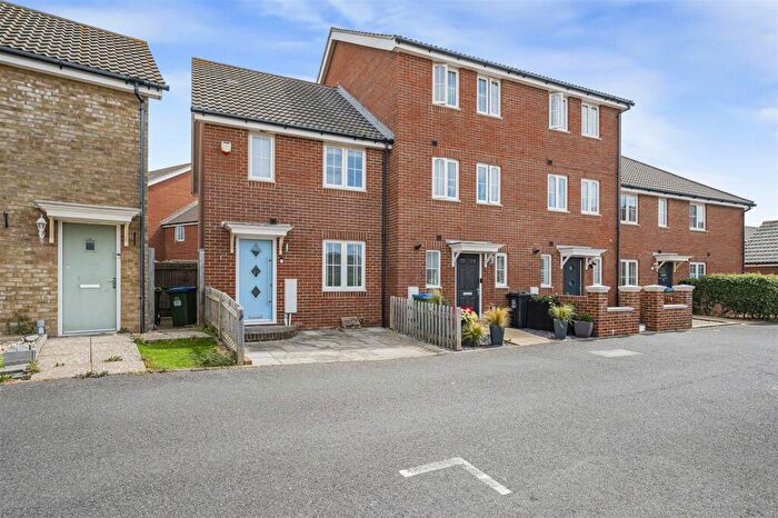 3 Bedroom Semi-Detached House For Sale In Montreal Close, Peacehaven, BN10