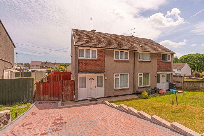 3 Bedroom Semi-Detached House For Sale In Welland Circle, Bettws, NP20