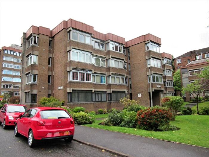 1 Bedroom Flat To Rent In Lethington Avenue, Shawlands, Glasgow, G41