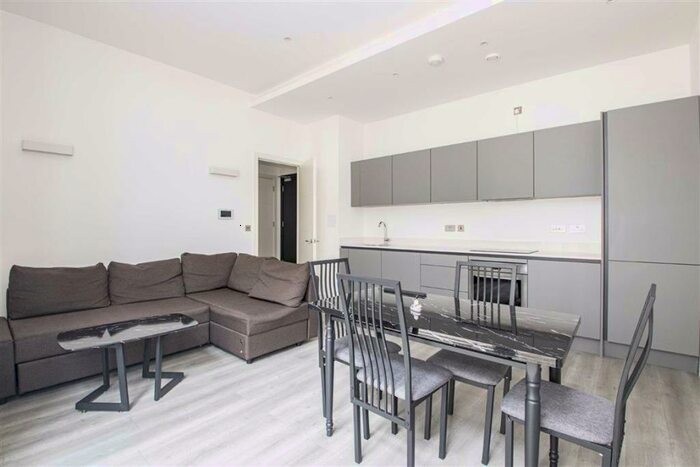 1 Bedroom Apartment To Rent In Foxhunter Drive, Linford Wood, Milton Keynes, MK14