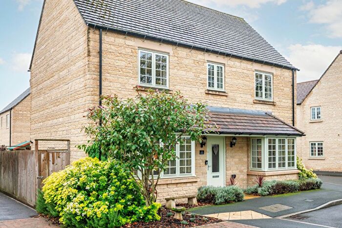 4 Bedroom Detached House For Sale In Bluebell Close, Moreton-In-Marsh, GL56