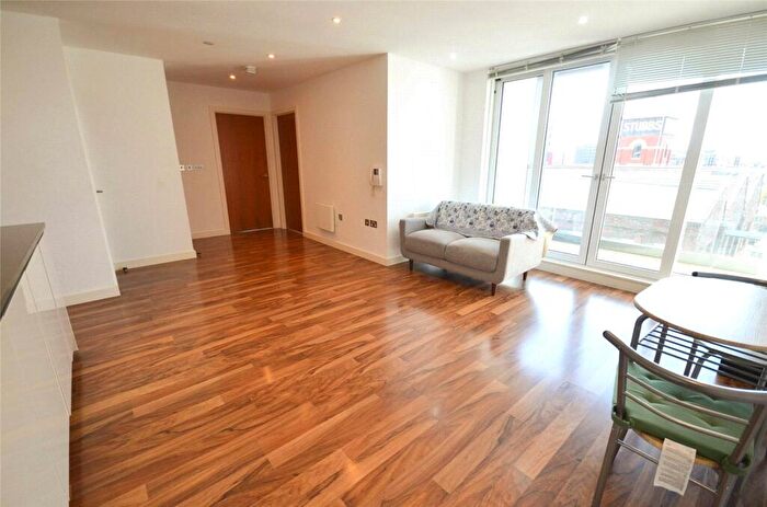 2 Bedroom Apartment To Rent In Milliners Wharf, Munday Street, Manchester City Centre, M4