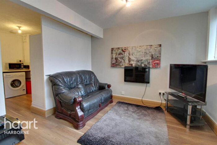 1 Bedroom Flat To Rent In Trafalgar Court, Oldbury, B69