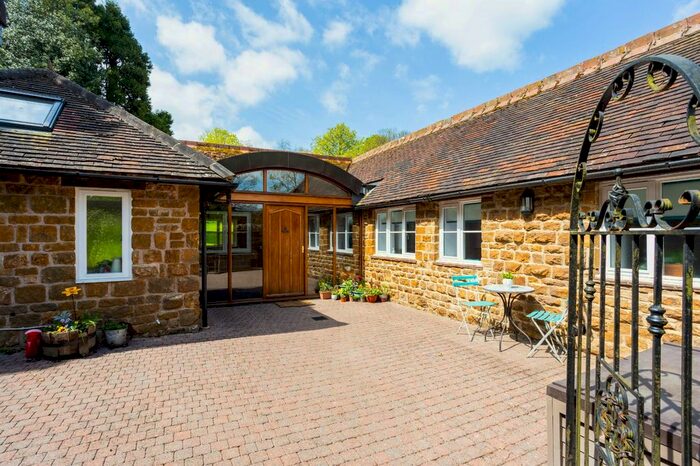 2 Bedroom Detached House For Sale In Banbury Road, Chacombe, Banbury, OX17