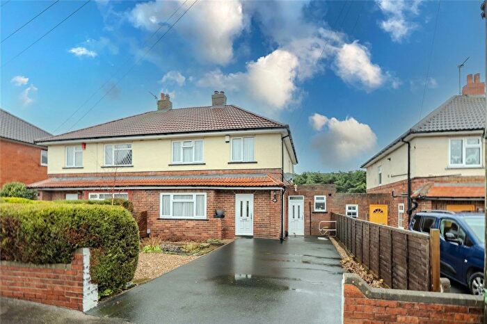 3 Bedroom Semi Detached House For Sale In Westway, Farsley, Pudsey, West Yorkshire, LS28