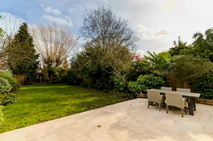 5 Bedroom Detached House To Rent In Albion Road, Coombe, Kingston Upon Thames, KT2