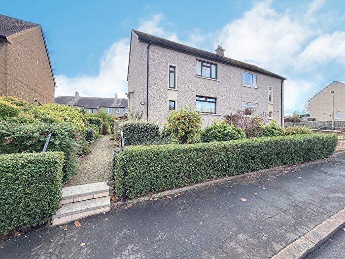 3 Bedroom Semi Detached House For Sale In Strachan Street, Falkirk, FK1