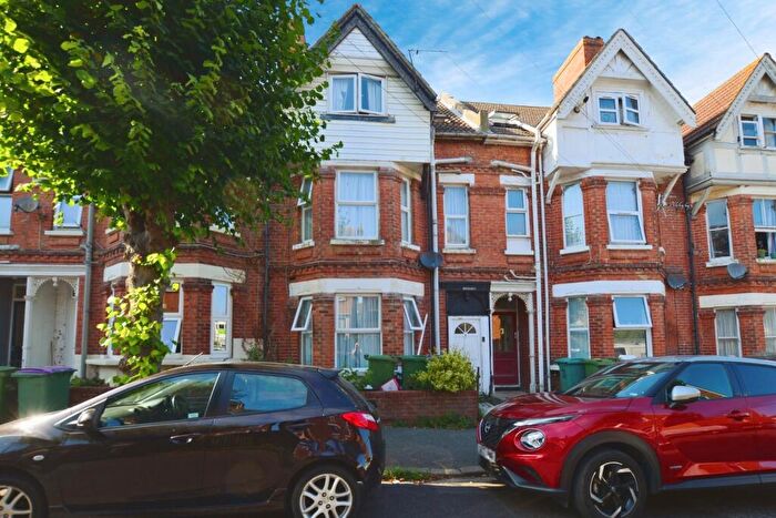 5 Bedroom Terraced House For Sale In Cambridge Gardens, Folkestone, Kent, CT20