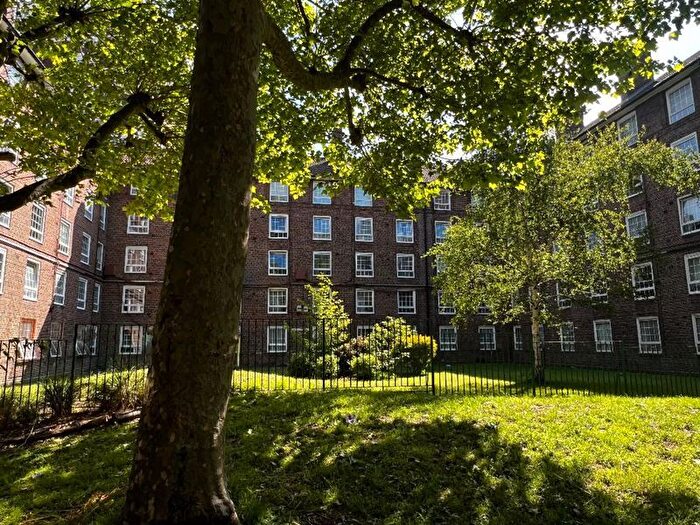 2 Bedroom Property To Rent In Provost Estate, London, N1