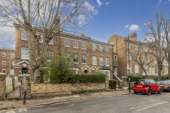 1 Bedroom Flat To Rent In Hartham Road, Hillmarton Conservation Area, N7