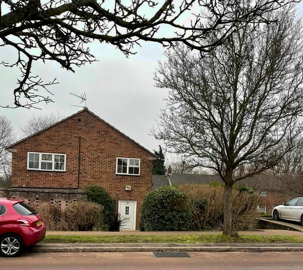 3 Bedroom Property To Rent In Ingles, Welwyn Garden City, AL8