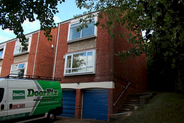 2 Bedroom Apartment To Rent In Glynn Crescent, Halesowen, B63