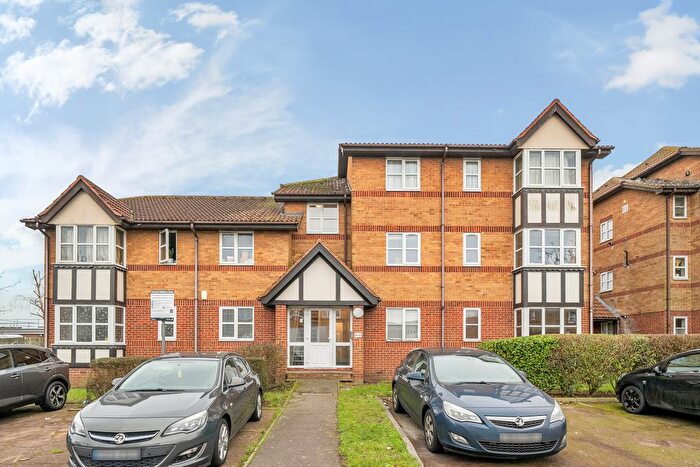 2 Bedroom Flat To Rent In St. Edmunds Road, Dartford, DA1