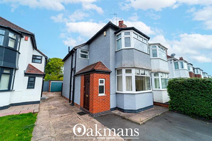 3 Bedroom Semi-Detached House For Sale In Barton Croft, Birmingham, West Midlands, B28