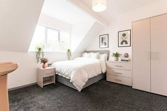 6 Bedroom Terraced House To Rent In Holberry Close (), Sheffield, S10