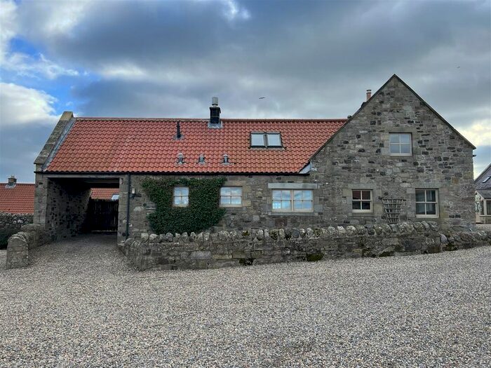 4 Bedroom Semi-Detached House To Rent In Newton-By-The-Sea, Alnwick, NE66