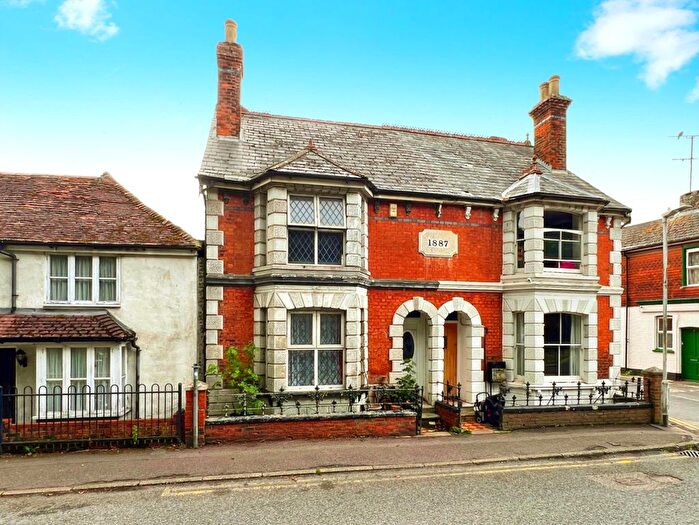 3 Bedroom Terraced House For Sale In Station Road, Lydd, TN29
