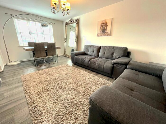 2 Bedroom Flat To Rent In The Anchorage, Liverpool, L3