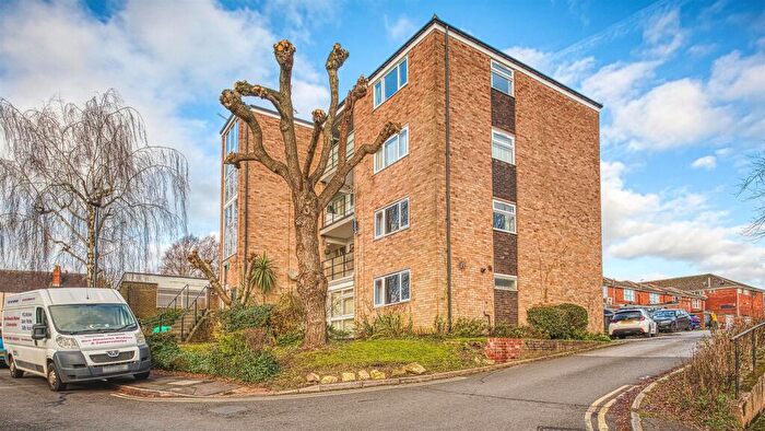 Apartment To Rent In Limes Avenue, Mickleover, Derby, DE3