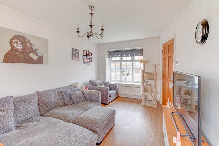 2 Bedroom Semi-Detached House For Sale In Lordswood Close, Webheath, Redditch, B97