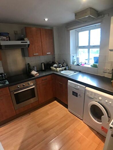 2 Bedroom Flat To Rent In Bed – Maple Gardens, , Wilmslow Road, Withington, M20