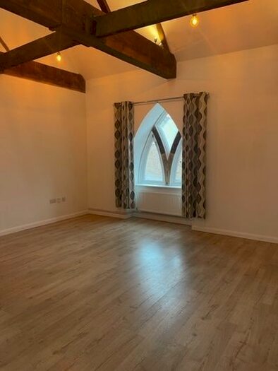 2 Bedroom Flat To Rent In Union Street, Wells, BA5