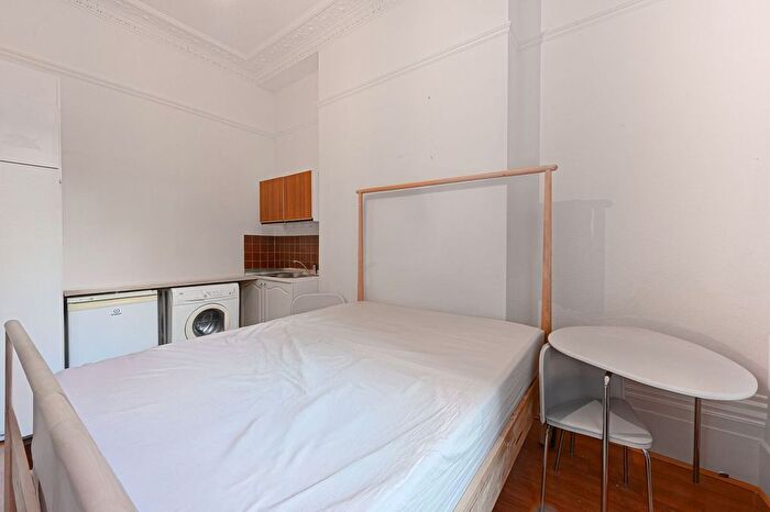 Studio To Rent In Elvaston Place, Kensington, London, SW7