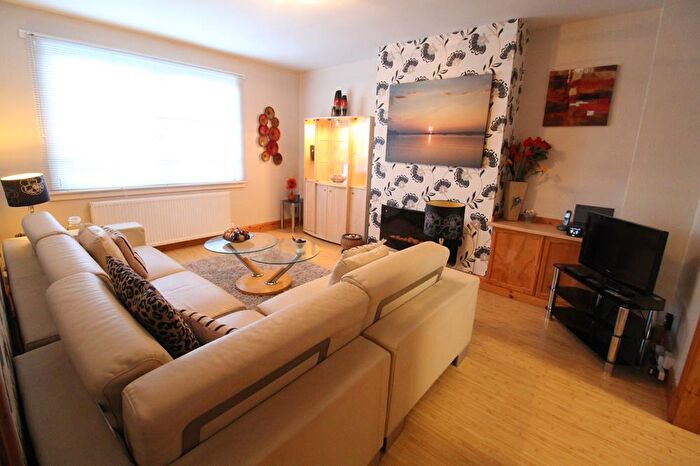 2 Bedroom Flat To Rent In Auchinyell Gardens, Garthdee, AB10