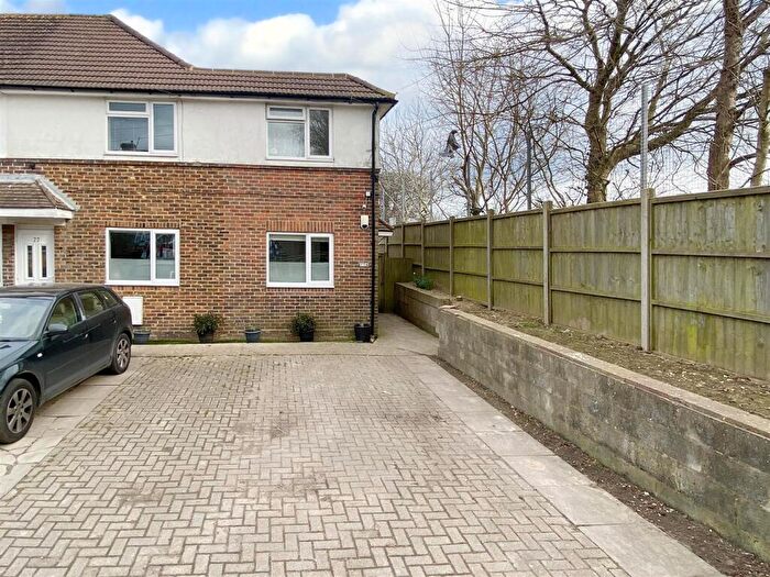 2 Bedroom Apartment To Rent In Conbar Avenue, Rustington, BN16