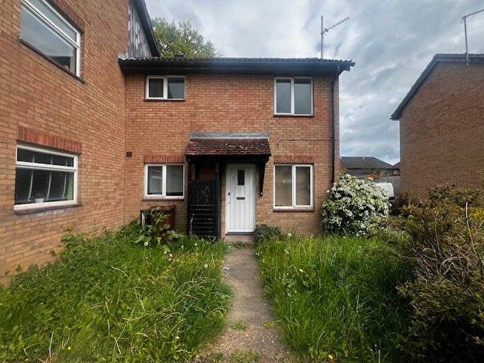 1 Bedroom Property To Rent In Compton Close, Chatham, ME5