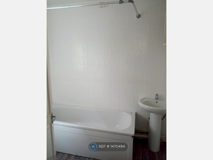 3 Bedroom Terraced House To Rent In Herbert Street, London, E13