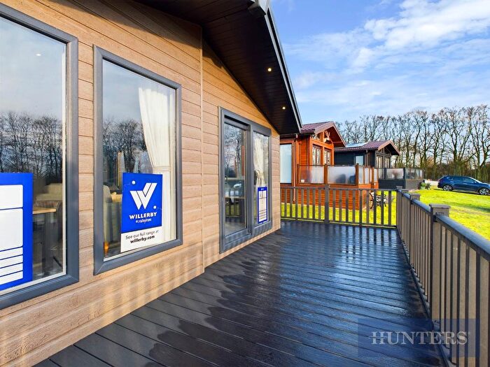 2 Bedroom Park Home For Sale In Crossgates, Scarborough, YO12