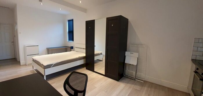 1 Bedroom Studio To Rent In Albany Road, Earlsdon, Coventry, CV5