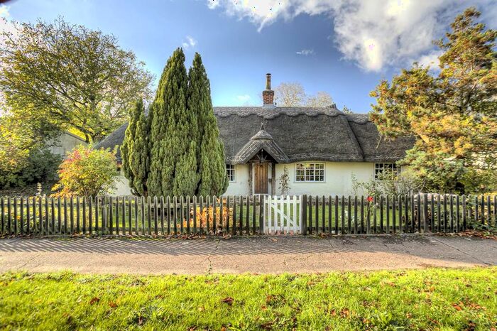 3 Bedroom Cottage For Sale In The Street, Little Dunmow, Dunmow, CM6