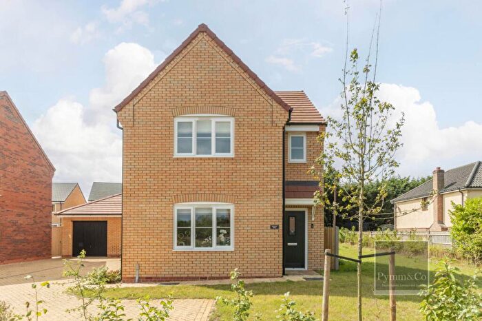 3 Bedroom Detached House For Sale In Dereham Road, Easton, NR9