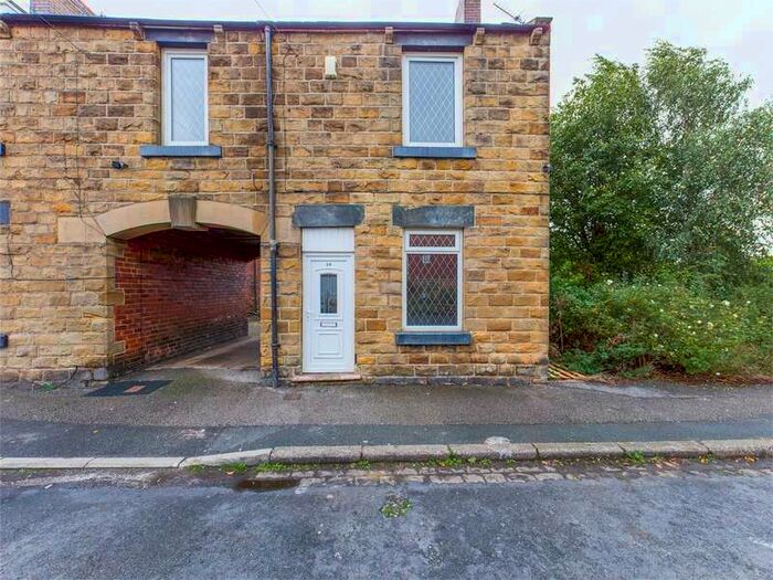 3 Bedroom End Of Terrace House For Sale In Cross Street, Wombwell, Barnsley, South Yorkshire, S73