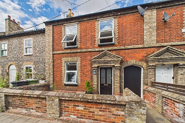 3 Bedroom Terraced House For Sale In Castle Street, Thetford, IP24