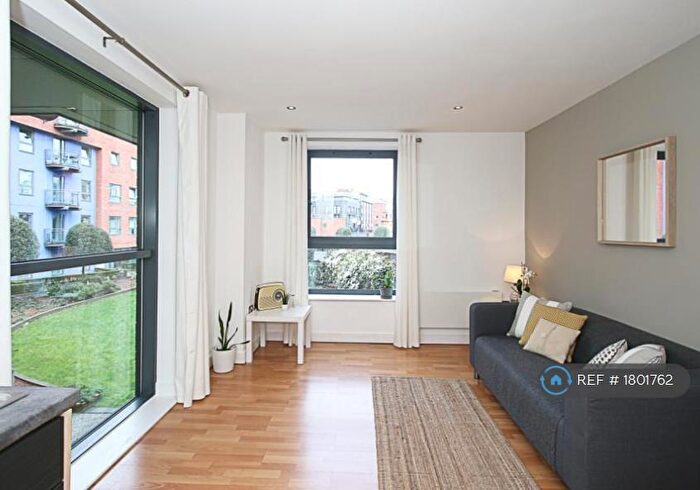 1 Bedroom Flat To Rent In West One, Sheffield, S1