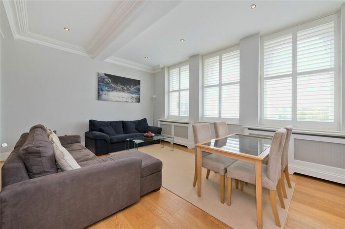 2 Bedroom Flat To Rent In Chepstow Place, Notting Hill, London W2