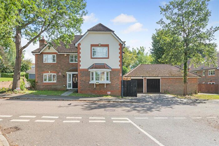 5 Bedroom Detached House For Sale In St. Francis Close, Penenden Heath, Maidstone, ME14