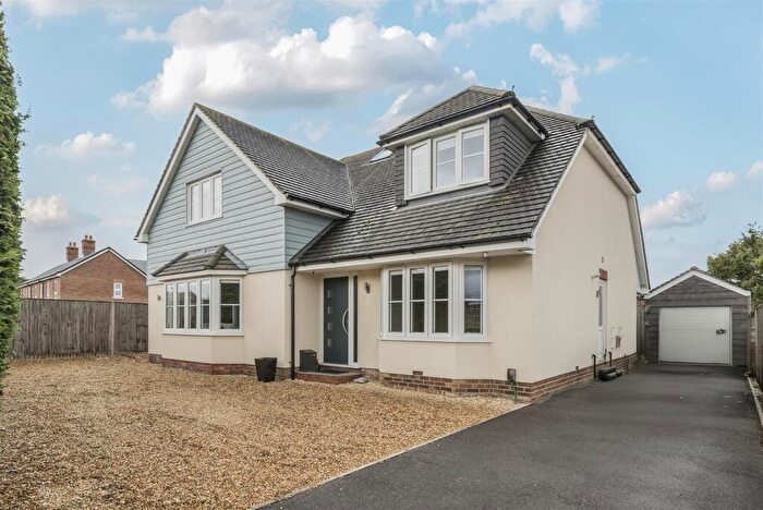 4 Bedroom Detached House For Sale In Osborne Road, Warsash, SO31