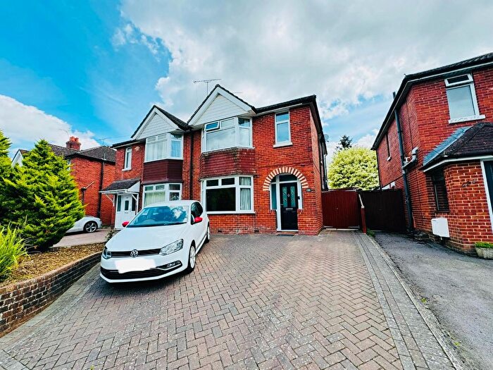 3 Bedroom Semi-Detached House To Rent In Passfield Avenue, Eastleigh, SO50