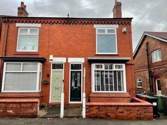 2 Bedroom End Of Terrace House To Rent In Kilburn Road, Edgeley, Stockport, SK3