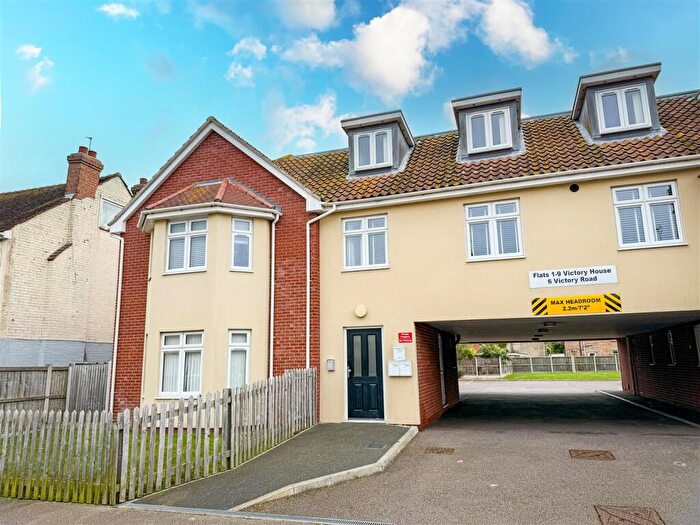 1 Bedroom Flat For Sale In Victory House, Victory Road, Clacton-On-Sea, CO15
