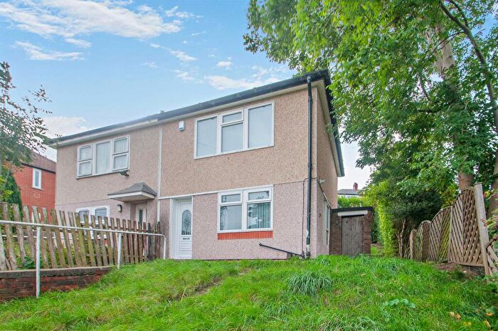 2 Bedroom Semi-Detached House For Sale In Langley Road, Leeds, LS13