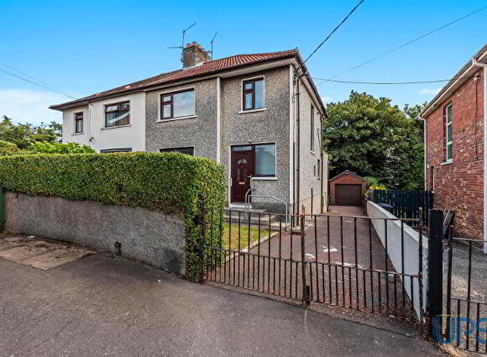3 Bedroom Semi-Detached House For Sale In St. Agnes Drive, Belfast, BT11
