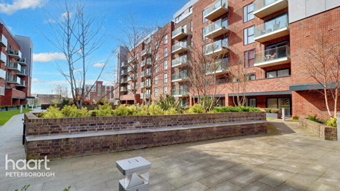 2 Bedroom Apartment For Sale In East Station, Peterborough, PE2