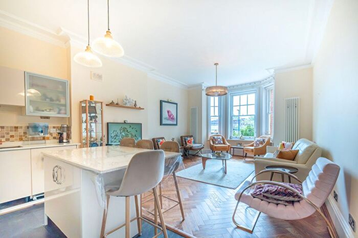 3 Bedroom Flat For Sale In Esmond Gardens, South Parade, Bedford Park, Chiswick, W4